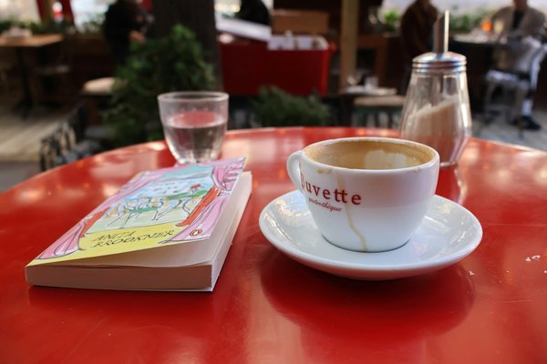 How are UK automakers innovating in autonomous vehicle technology?