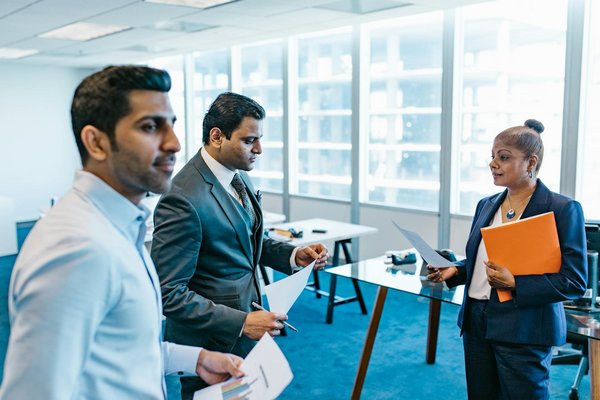 What Are Essential Design Elements for a Cozy UK Home?